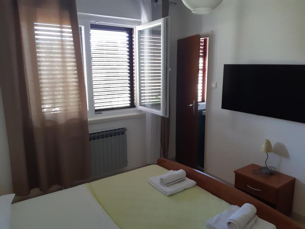 Double Room Jakisnica 4160D 伦 外观 照片